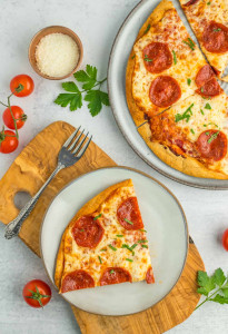 ﺑﻴﺘﺰا ﺑﻴﺒﺮوﻧﻲ ﻗﻠﻴﻠﺔ اﻟﺴﻌﺮات