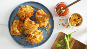 دﺟﺎج ﻣﻘﺮﻣﺶ ﺑﺎﻟﻜﻮرن  ﻓﻠﻴﻜﺲ